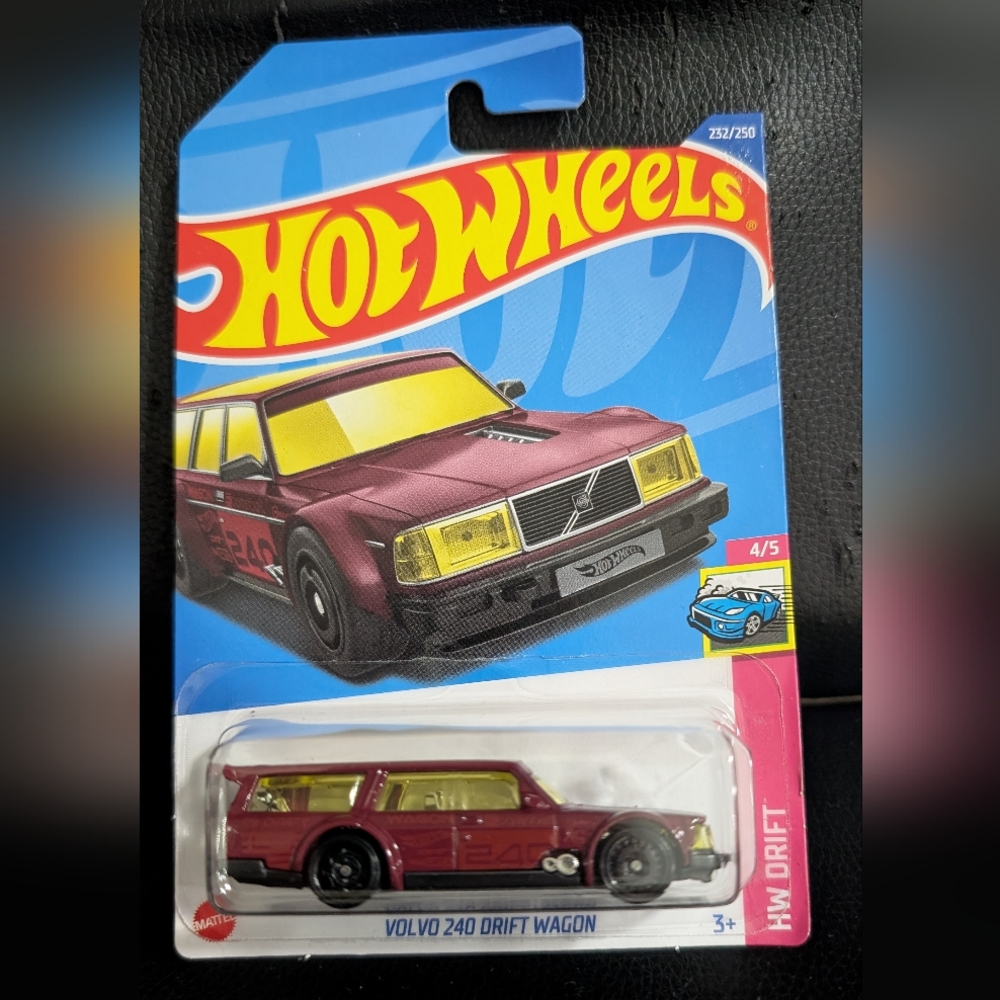 Volvo 240 Drift Wagon Hot Wheels